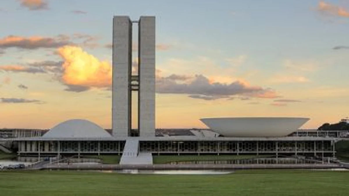 Plano de saúde para idosos entra em discussão no STF e pode ter impactos nos reajustes